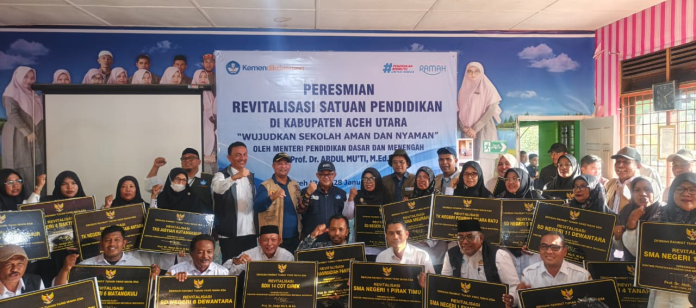 Mendikdasmen Pastikan Rehabilitasi Sekolah Pascabencana di Aceh Rampung 2026