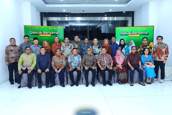 Mendiktisaintek berdiskusi dengan sivitas akademika USU tentang riset dan hilirisasi iptek