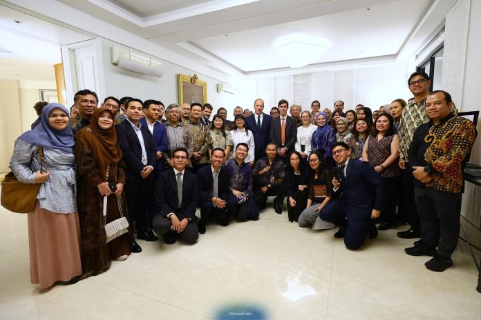 Wakil Mendiktisaintek Stella Christie dalam kegiatan France Indonesia Innovation 2026