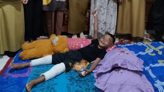 Siswa SD korban dugaan perundungan di Bandar Lampung dengan identitas wajah disamarkan