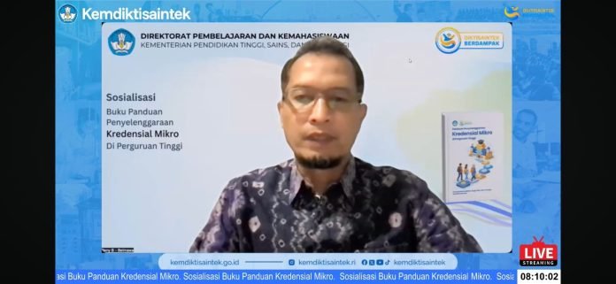 Dokumentasi Kemdiktisaintek dalam rilis panduan kredensial mikro, 17 September 2026