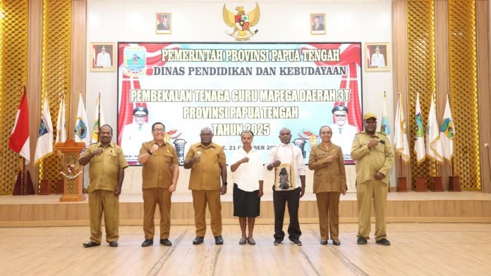 Pembekalan tenaga guru Mapega daerah 3T Papua Tengah