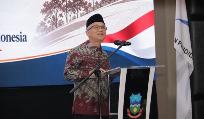Wakil Menteri Pendidikan Dasar dan Menengah Atip Latipulhayat