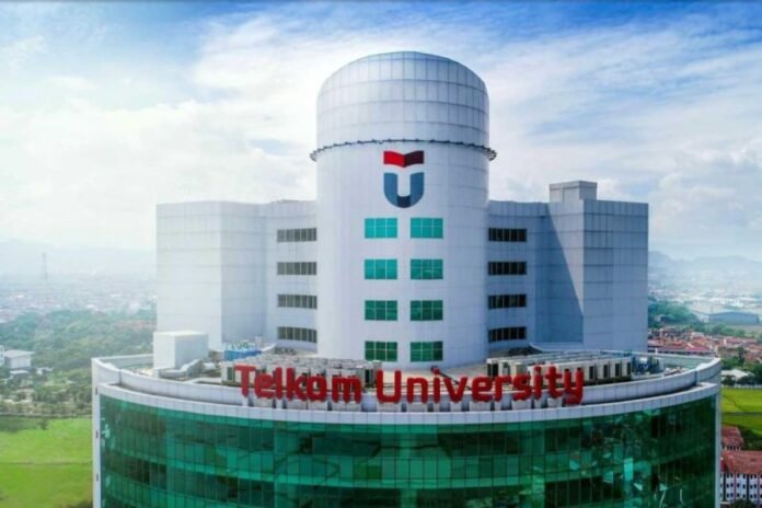 Foto udara gedung Telkom University di Bandung