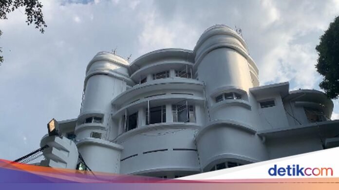 Gedung Isola di kampus Universitas Pendidikan Indonesia