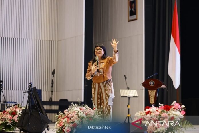 Wakil Menteri Pendidikan Tinggi, Sains, dan Teknologi Stella Christie
