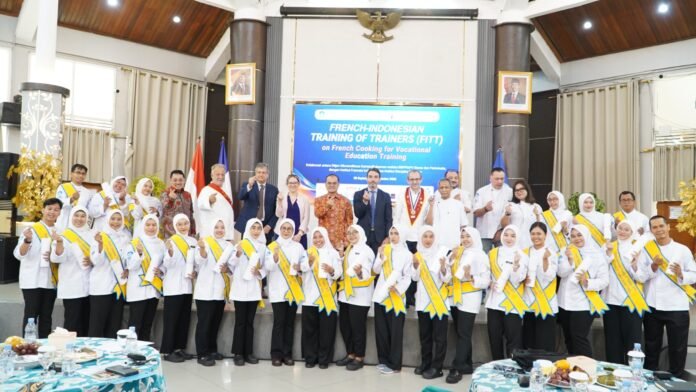 Peserta pelatihan guru SMK bidang pastry dan cookery FITT 2026