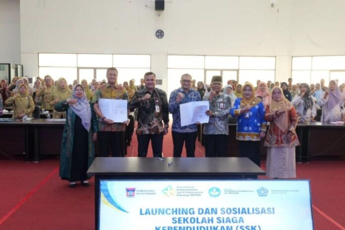 Peluncuran dan sosialisasi Sekolah Siaga Kependudukan Kota Padang 2026
